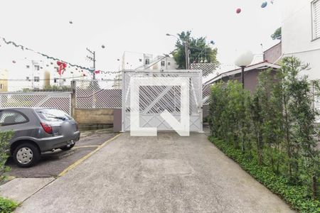 Entrada de apartamento à venda com 2 quartos, 45m² em Jardim Redil, São Paulo