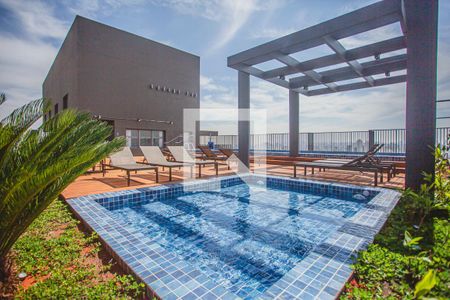 Studio à venda com 25m², 1 quarto e sem vagaÁrea comum - Piscina