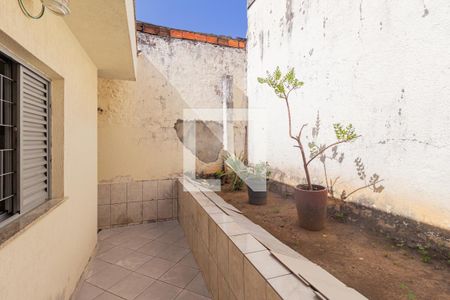 Quintal de casa à venda com 2 quartos, 125m² em Santo Antônio, Osasco