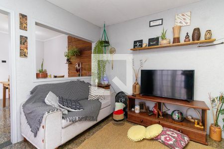 Sala de casa à venda com 3 quartos, 210m² em São Lucas, São Paulo