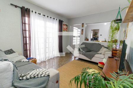 Sala de casa à venda com 3 quartos, 210m² em São Lucas, São Paulo