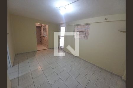 Sala de casa para alugar com 1 quarto, 51m² em Vila Cascatinha, São Vicente