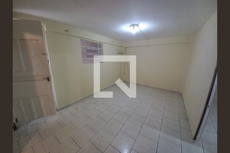Sala de casa para alugar com 1 quarto, 51m² em Vila Cascatinha, São Vicente