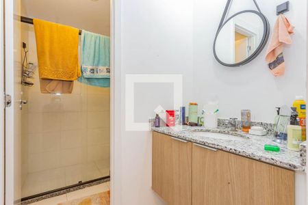 Banheiro de apartamento à venda com 1 quarto, 45m² em Vila Dom Pedro I, São Paulo