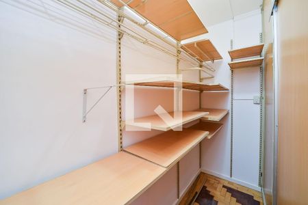 Closet do quarto de apartamento para alugar com 1 quarto, 42m² em Cristo Redentor, Porto Alegre