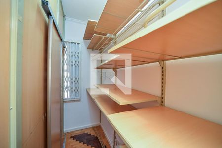 Closet do quarto de apartamento para alugar com 1 quarto, 42m² em Cristo Redentor, Porto Alegre