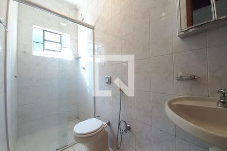 Banheiro da Suíte de casa à venda com 4 quartos, 210m² em Jardim Paranapanema, Campinas