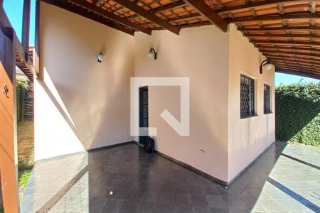 Garagem de casa à venda com 4 quartos, 210m² em Jardim Paranapanema, Campinas