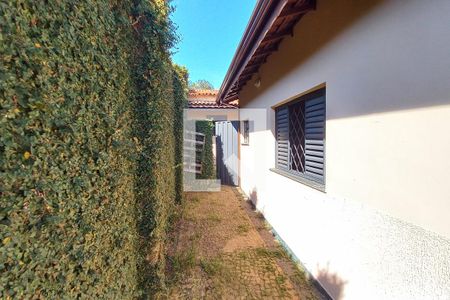 Corredor de casa à venda com 4 quartos, 210m² em Jardim Paranapanema, Campinas