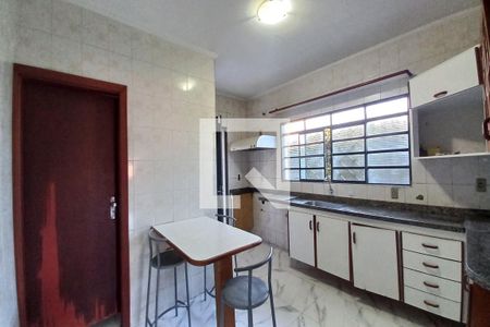 Cozinha de casa à venda com 4 quartos, 210m² em Jardim Paranapanema, Campinas