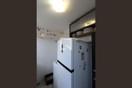 Cozinha e Área de Serviço de apartamento à venda com 2 quartos, 50m² em São João Batista (venda Nova), Belo Horizonte