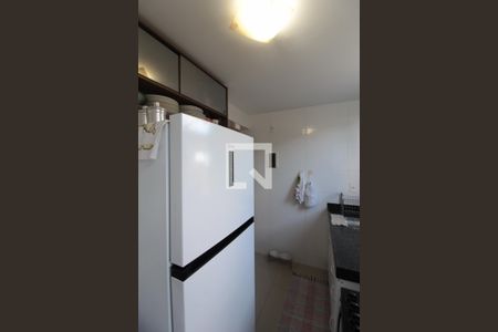 Cozinha e Área de Serviço de apartamento à venda com 2 quartos, 50m² em São João Batista (venda Nova), Belo Horizonte