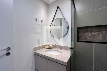 Banheiro de kitnet/studio à venda com 1 quarto, 24m² em Liberdade, São Paulo