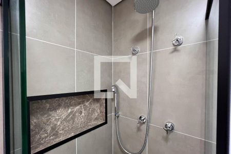 Banheiro de kitnet/studio à venda com 1 quarto, 24m² em Liberdade, São Paulo