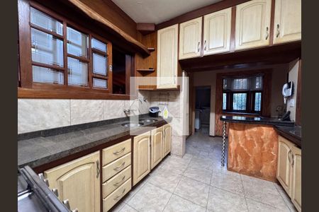 Cozinha de casa para alugar com 4 quartos, 460m² em Padre Reus, São Leopoldo