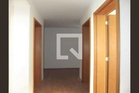 Corredor de apartamento à venda com 3 quartos, 127m² em Buritis, Belo Horizonte