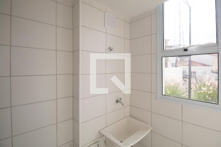 Cozinha e Área de Serviço de apartamento para alugar com 2 quartos, 53m² em Parque Vitoria, São Paulo