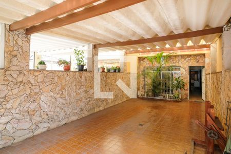 Garagem de casa à venda com 3 quartos, 200m² em Osvaldo Cruz, São Caetano do Sul