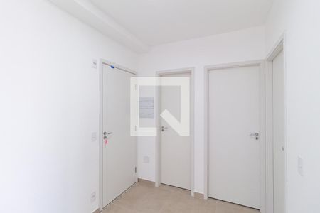 Sala de apartamento para alugar com 2 quartos, 39m² em Jardim Copiuva, Carapicuíba
