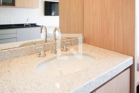 Banheiro de apartamento para alugar com 1 quarto, 21m² em Indianópolis, São Paulo