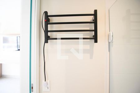 Banheiro de apartamento para alugar com 1 quarto, 21m² em Indianópolis, São Paulo