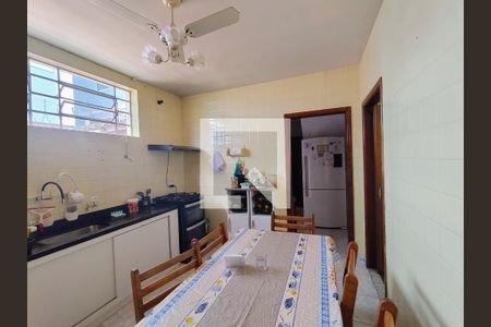 Cozinha de casa de condomínio à venda com 4 quartos, 230m² em Baeta Neves, São Bernardo do Campo