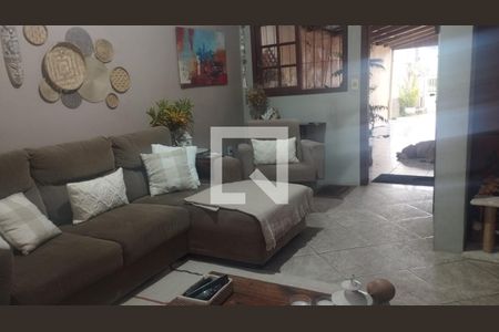 Sala de casa à venda com 3 quartos, 160m² em Canudos, Novo Hamburgo
