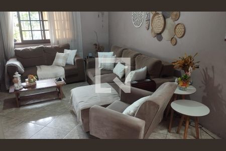Sala de casa à venda com 3 quartos, 160m² em Canudos, Novo Hamburgo