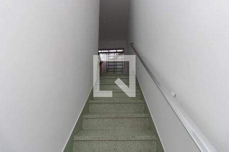 Escada de casa à venda com 2 quartos, 170m² em Vila Nova Mazzei, São Paulo