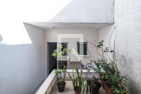 Quintal de casa à venda com 3 quartos, 180m² em Vila Moinho Velho, São Paulo