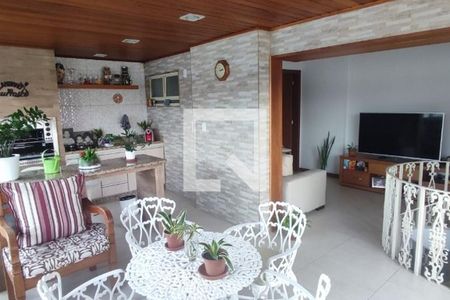 Apartamento à venda com 2 quartos, 122m² em Icaraí, Niterói