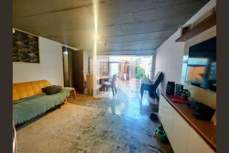 Casa à venda com 3 quartos, 197m² em São Francisco, Niterói