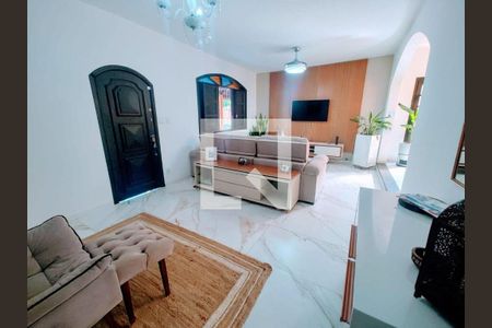 Casa à venda com 3 quartos, 197m² em São Francisco, Niterói