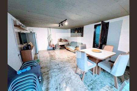 Casa à venda com 3 quartos, 197m² em São Francisco, Niterói