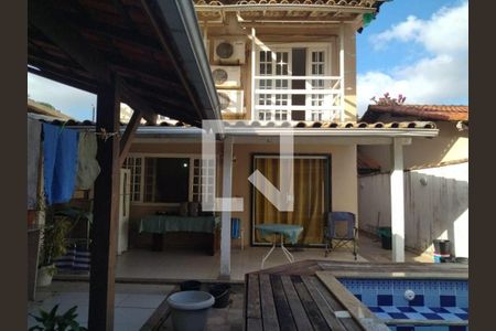 Casa à venda com 5 quartos, 180m² em Itaipu, Niterói