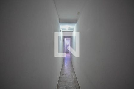 Corredor de casa para alugar com 1 quarto, 120m² em Jardim Casa Branca, Embu das Artes
