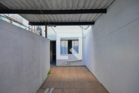 Quintal de casa para alugar com 1 quarto, 120m² em Jardim Casa Branca, Embu das Artes
