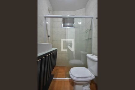 Banheiro de casa para alugar com 1 quarto, 120m² em Jardim Casa Branca, Embu das Artes