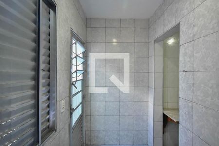 Área de Serviço de casa para alugar com 1 quarto, 120m² em Jardim Casa Branca, Embu das Artes