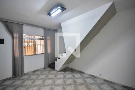 Quarto de casa para alugar com 1 quarto, 120m² em Jardim Casa Branca, Embu das Artes