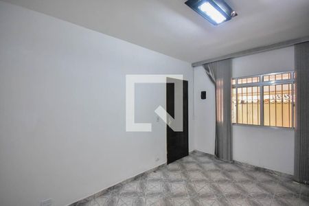 Quarto de casa para alugar com 1 quarto, 120m² em Jardim Casa Branca, Embu das Artes