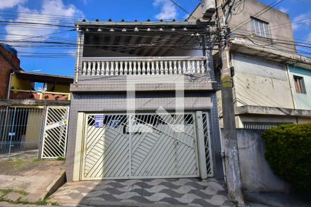 Fachada e placa de casa para alugar com 1 quarto, 120m² em Jardim Casa Branca, Embu das Artes
