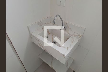 Banheiro de apartamento para alugar com 2 quartos, 47m² em Tucuruvi, São Paulo