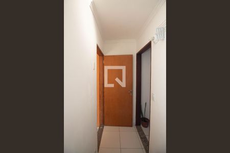 Corredor de casa para alugar com 1 quarto, 20m² em Vila Constança, São Paulo
