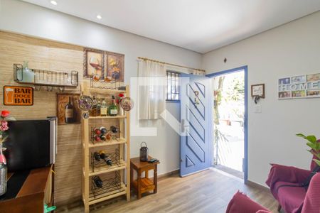 Corredor de casa para alugar com 2 quartos, 367m² em Vila Augusta, Guarulhos