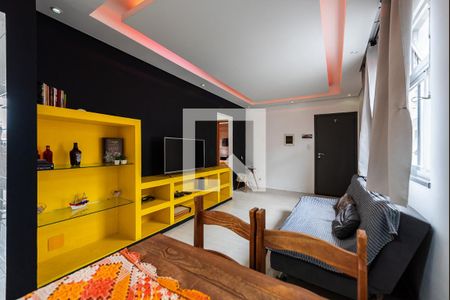 Sala de apartamento para alugar com 2 quartos, 58m² em Embaré, Santos