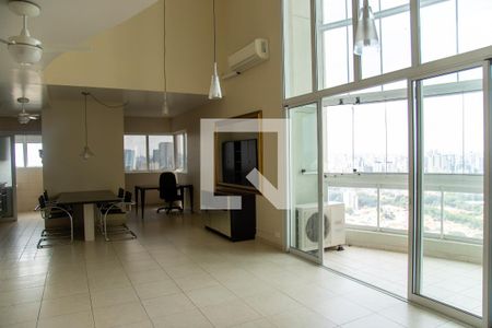 Sala de apartamento à venda com 2 quartos, 180m² em Cidade Monções, São Paulo