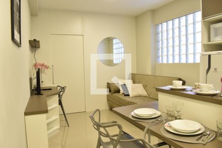 Studio de kitnet/studio para alugar com 1 quarto, 38m² em Centro, Curitiba