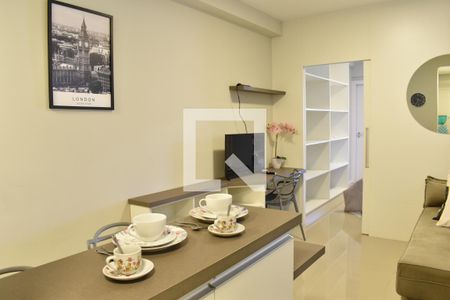 Studio de kitnet/studio para alugar com 1 quarto, 38m² em Centro, Curitiba