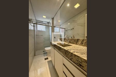 Banheiro Social de apartamento para alugar com 3 quartos, 80m² em Lourdes, Belo Horizonte